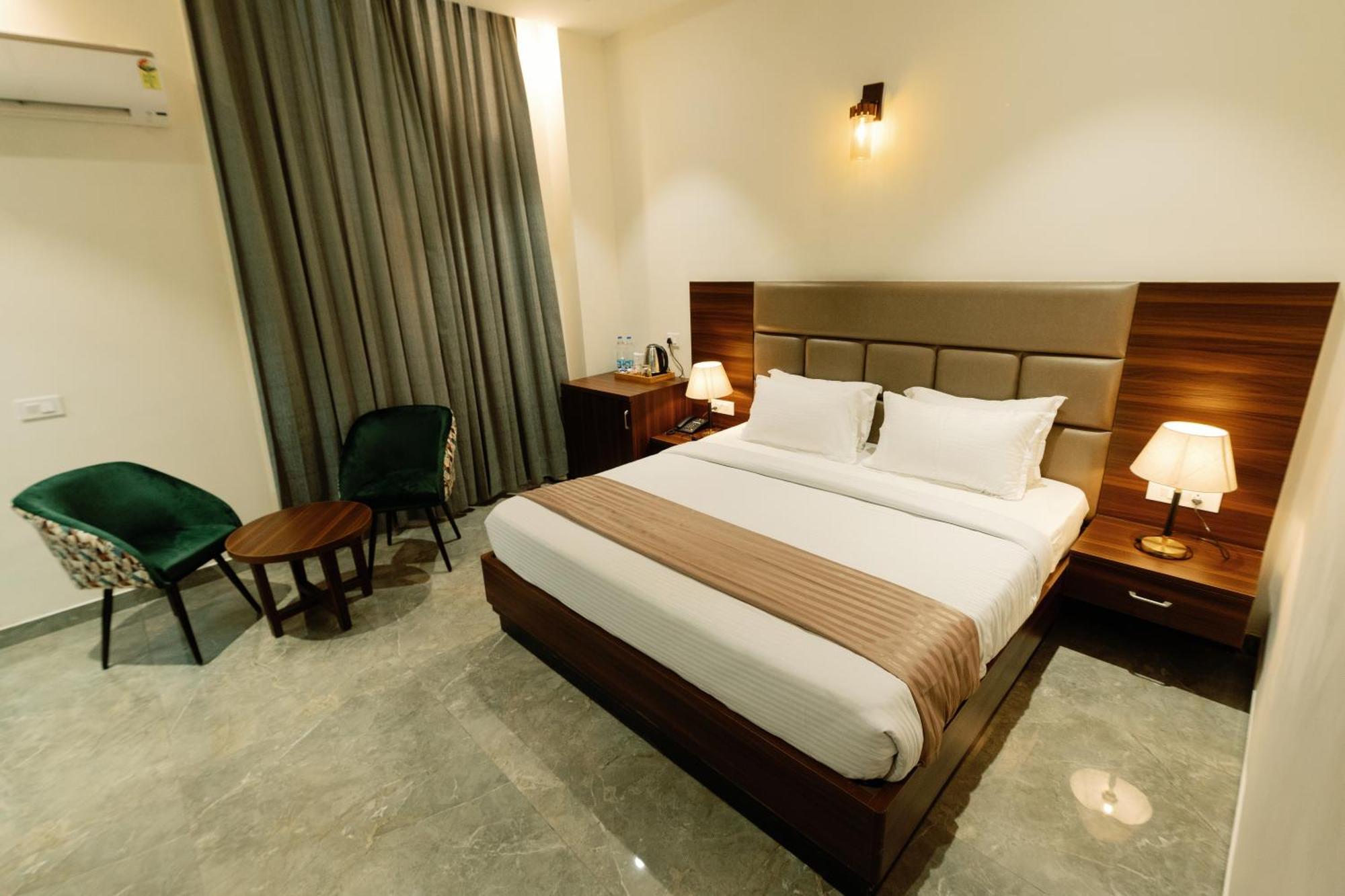 לודהיאנה Grand Heritage Hotel & Resort מראה חיצוני תמונה