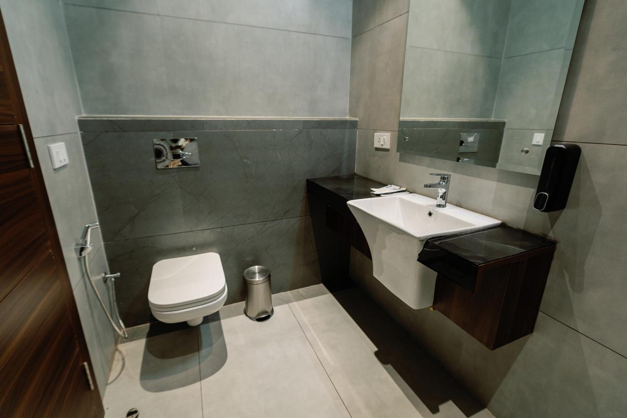לודהיאנה Grand Heritage Hotel & Resort מראה חיצוני תמונה